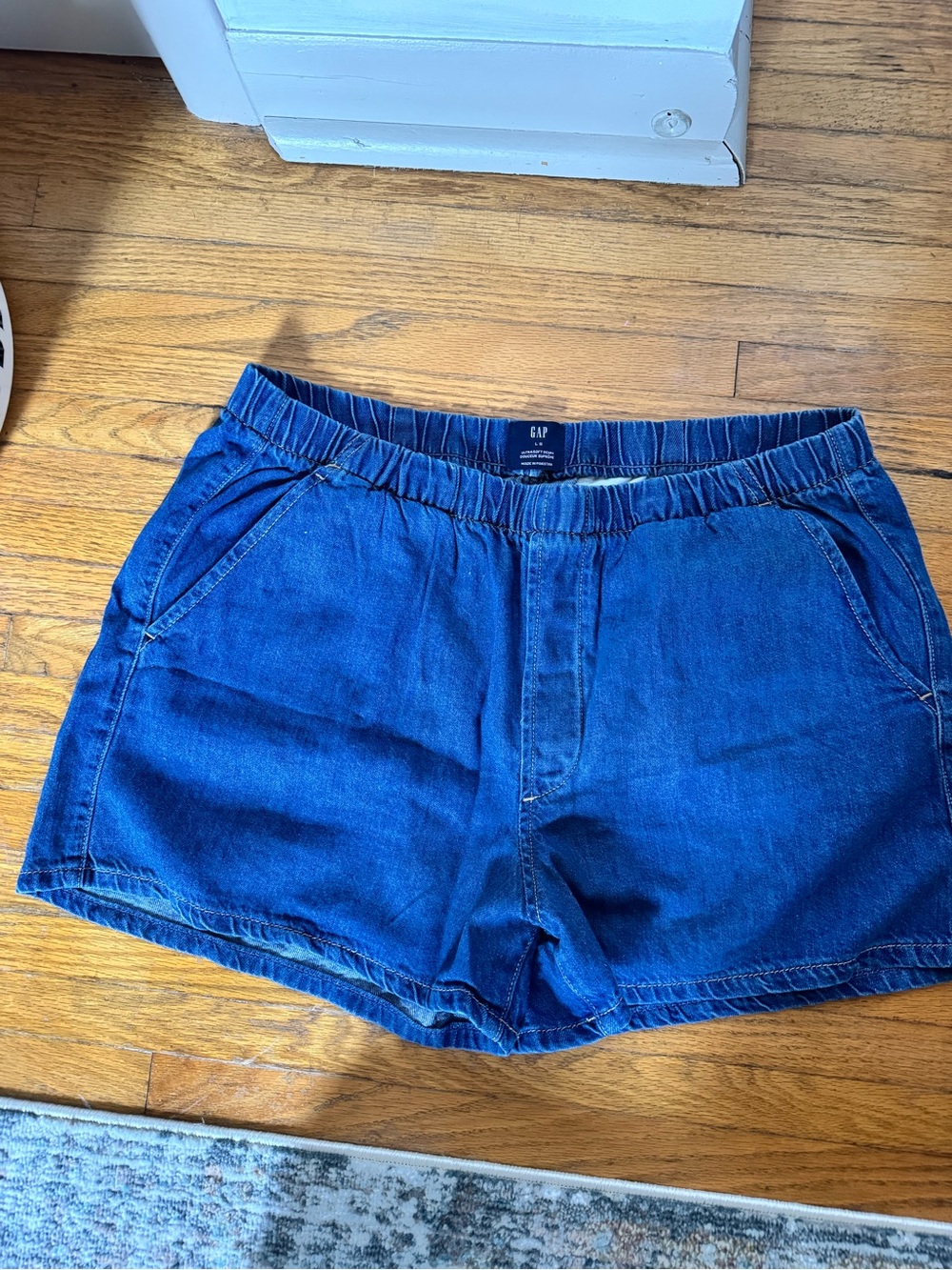 GAP Women’s Dark Blue Denim Pull-On Shorts